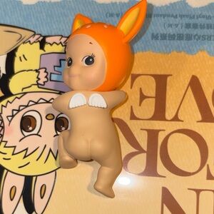 Fawn - Looking back Sonny angel